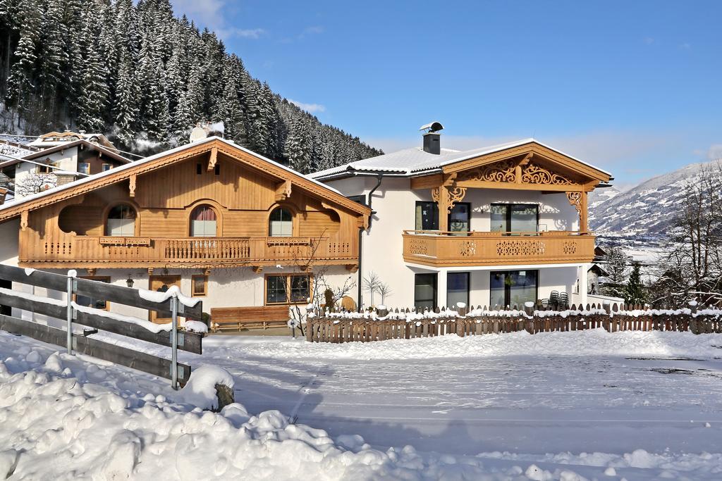 Landhaus & Apartment Taxach Рід-ім-Ціллерталь Екстер'єр фото