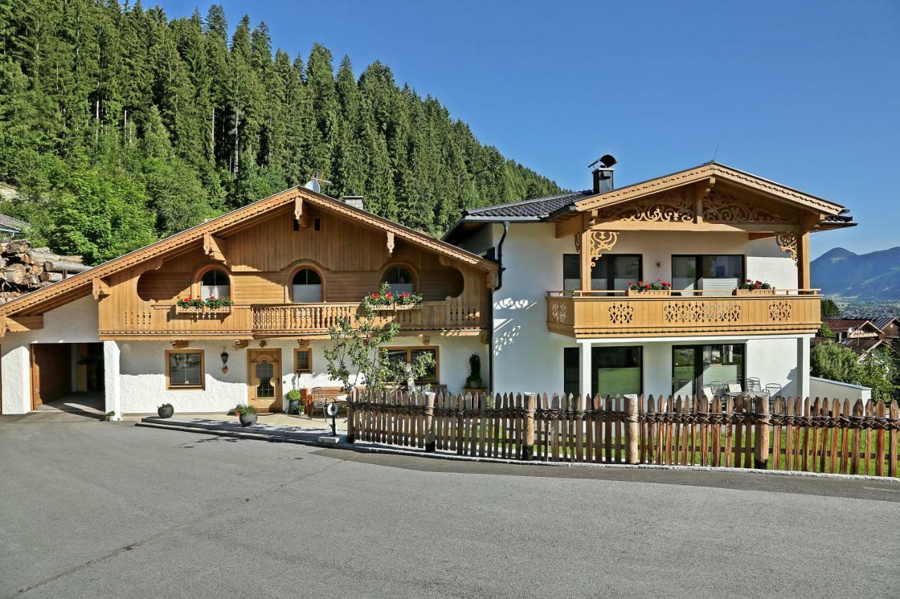 Landhaus & Apartment Taxach Рід-ім-Ціллерталь Екстер'єр фото